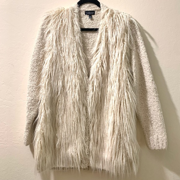 Topshop Fuzzy Button Down Cream Cardigan - Size M (EUC) - Picture 2 of 6